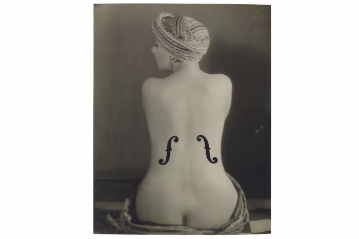 Man Ray, Le Violon d'Ingres, 1924 — woman's back with violin f-holes painted on skin, Surrealist photography